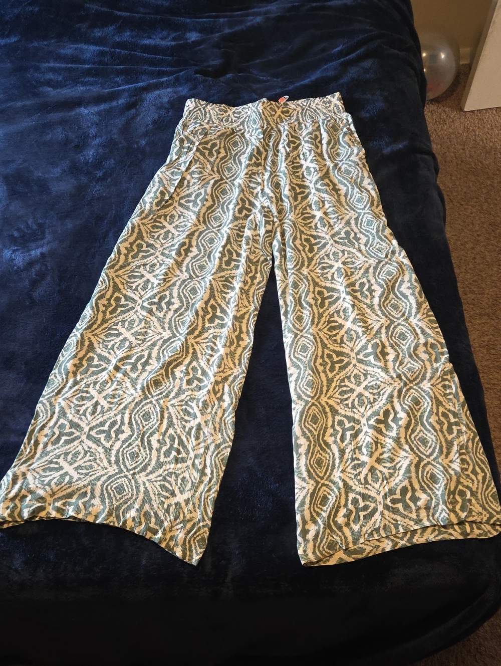 Vero Moda Teal & Cream Wide Leg Printed Pants